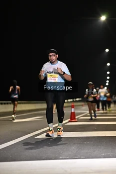 Runner Photo 2138111