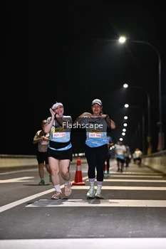 Runner Photo 2138136