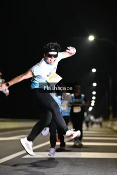 Runner Photo 2138182