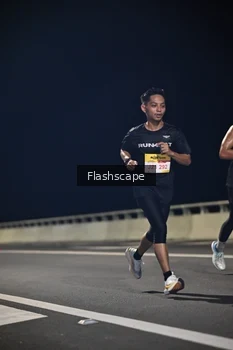 Runner Photo 2138372