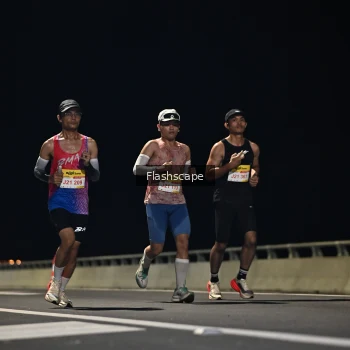 Runner Photo 2138446