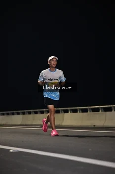 Runner Photo 2138573