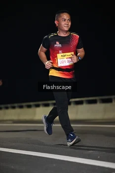 Runner Photo 2138594