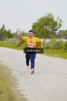 Runner Photo 2140420