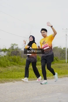 Runner Photo 2140598