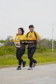 Runner Photo 2140630