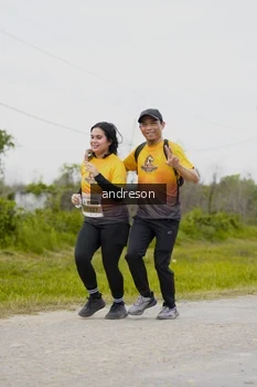 Runner Photo 2140634