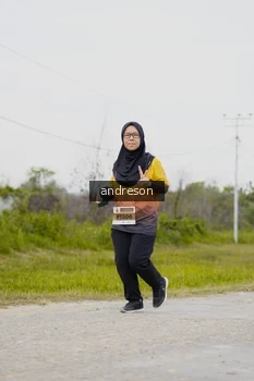 Runner Photo 2140672