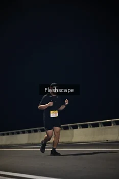 Runner Photo 2140678