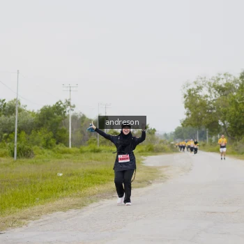Runner Photo 2140747