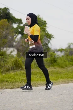 Runner Photo 2140752