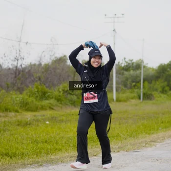 Runner Photo 2140836