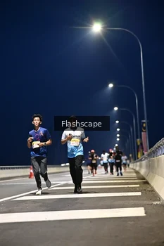Runner Photo 2141135