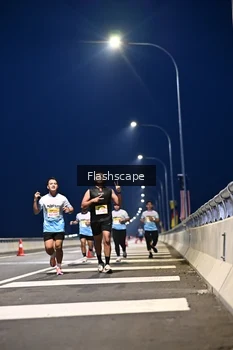 Runner Photo 2141161