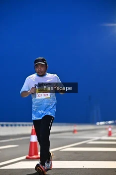 Runner Photo 2141306