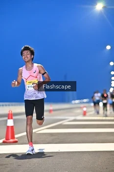 Runner Photo 2141344