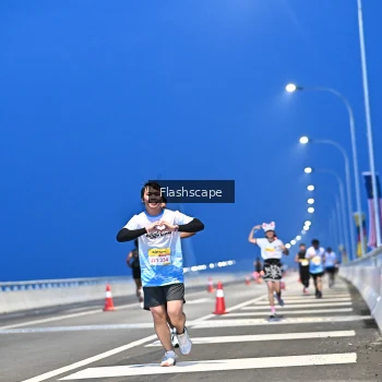 Runner Photo 2141386