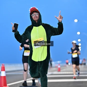 Runner Photo 2141555