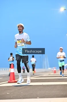 Runner Photo 2141583