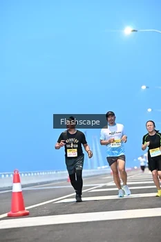 Runner Photo 2141628