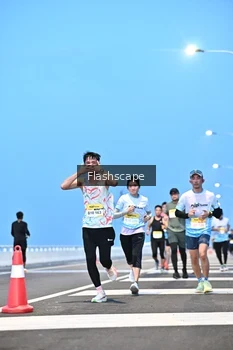 Runner Photo 2141637
