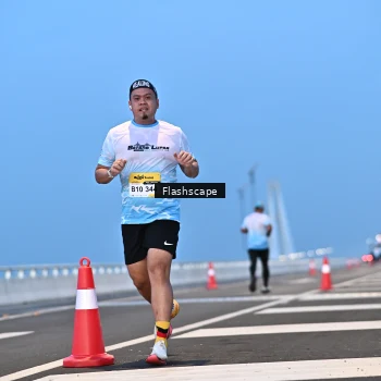 Runner Photo 2141699