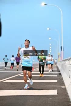 Runner Photo 2141815