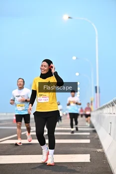 Runner Photo 2141859