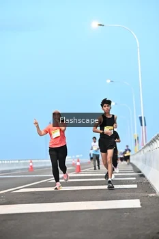 Runner Photo 2141900