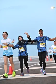 Runner Photo 2142201