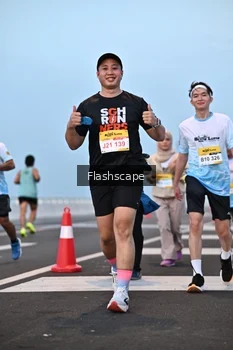 Runner Photo 2142460