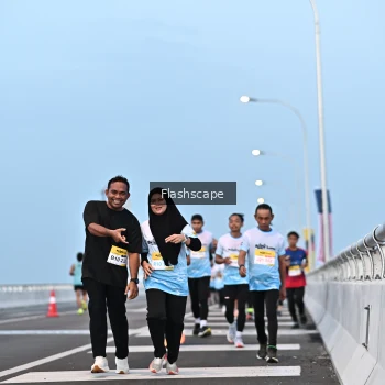 Runner Photo 2142495