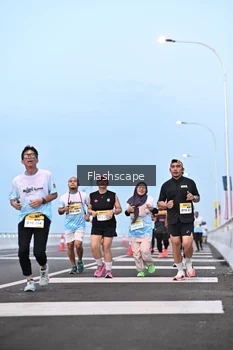 Runner Photo 2142713