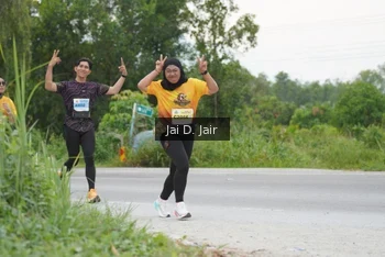 Runner Photo 2142942