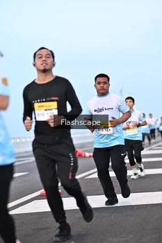 Runner Photo 2142943