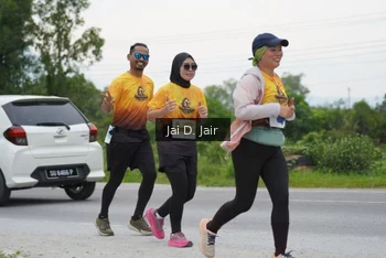 Runner Photo 2142966