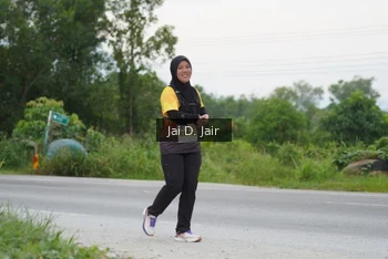 Runner Photo 2143078