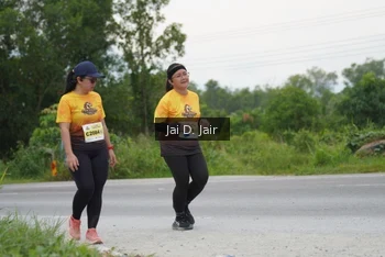 Runner Photo 2143199