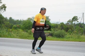 Runner Photo 2143282