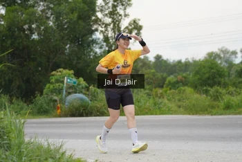 Runner Photo 2143302