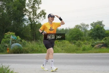 Runner Photo 2143304