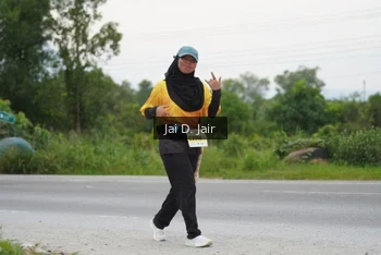 Runner Photo 2143350