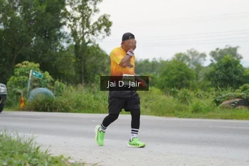 Runner Photo 2143359