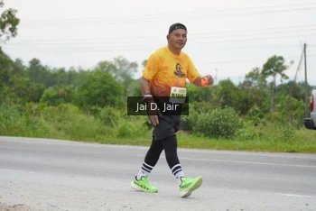 Runner Photo 2143368