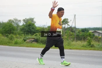 Runner Photo 2143369