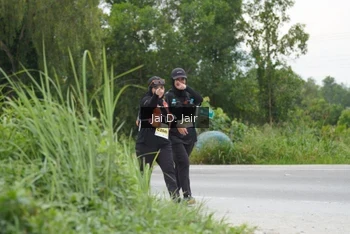 Runner Photo 2143372