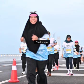 Runner Photo 2143381