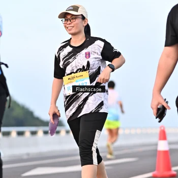 Runner Photo 2143440