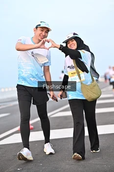 Runner Photo 2143455