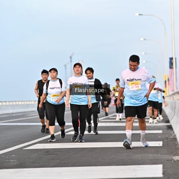 Runner Photo 2143513